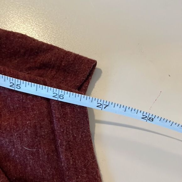 UNBRANDED purple long sleeve wrap front top w/ ruched sides. SZ S. - Picture 10 of 10